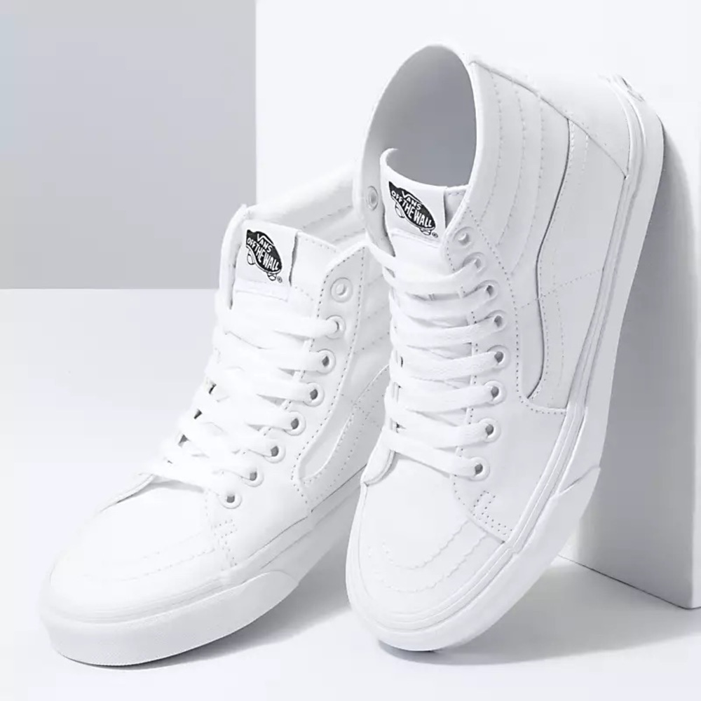 White high top vans- canvas, women’s 9, men’s 7.5 - Picture 4 of 11